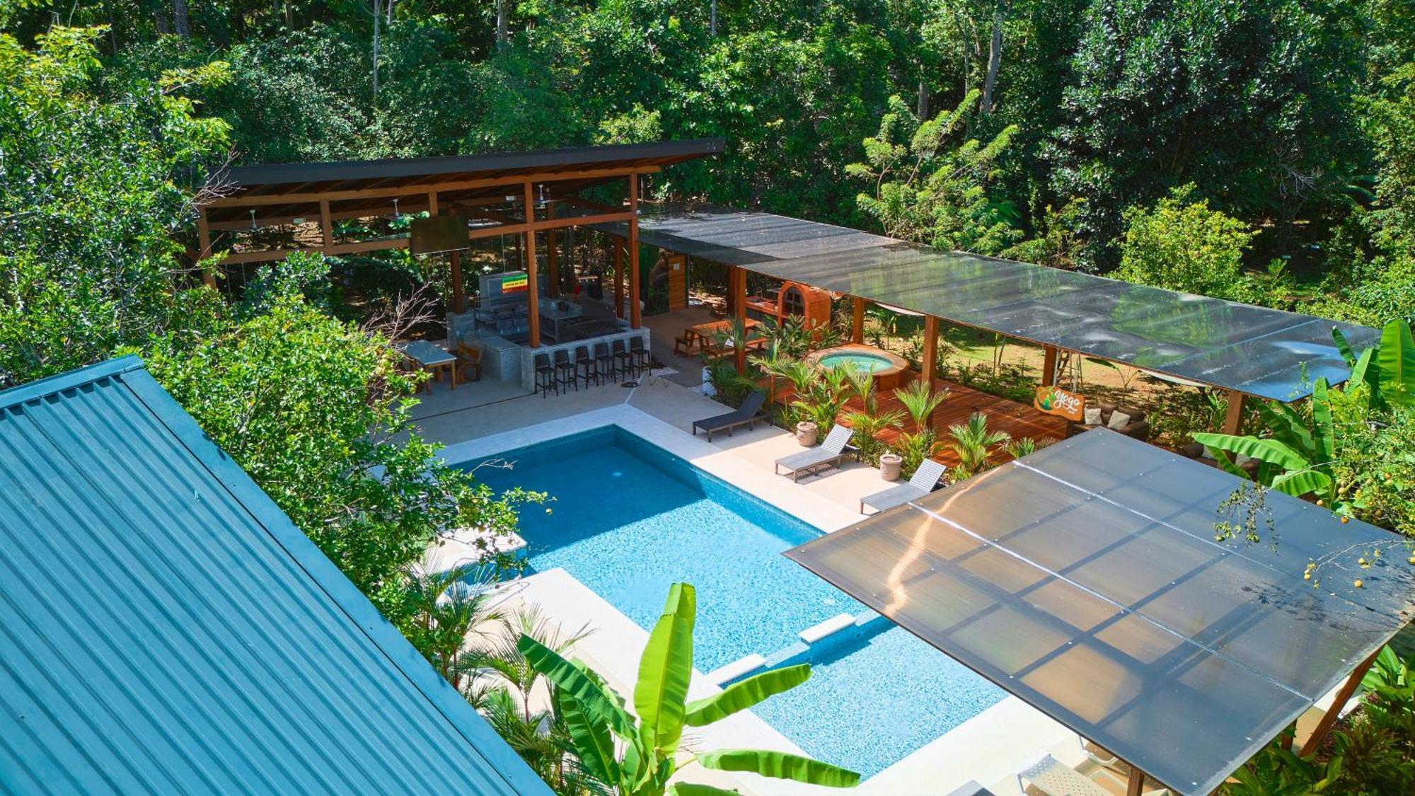 Casa Coki - Modern Villa Pool Steps From The Beach Puerto Viejo de Talamanca エクステリア 写真